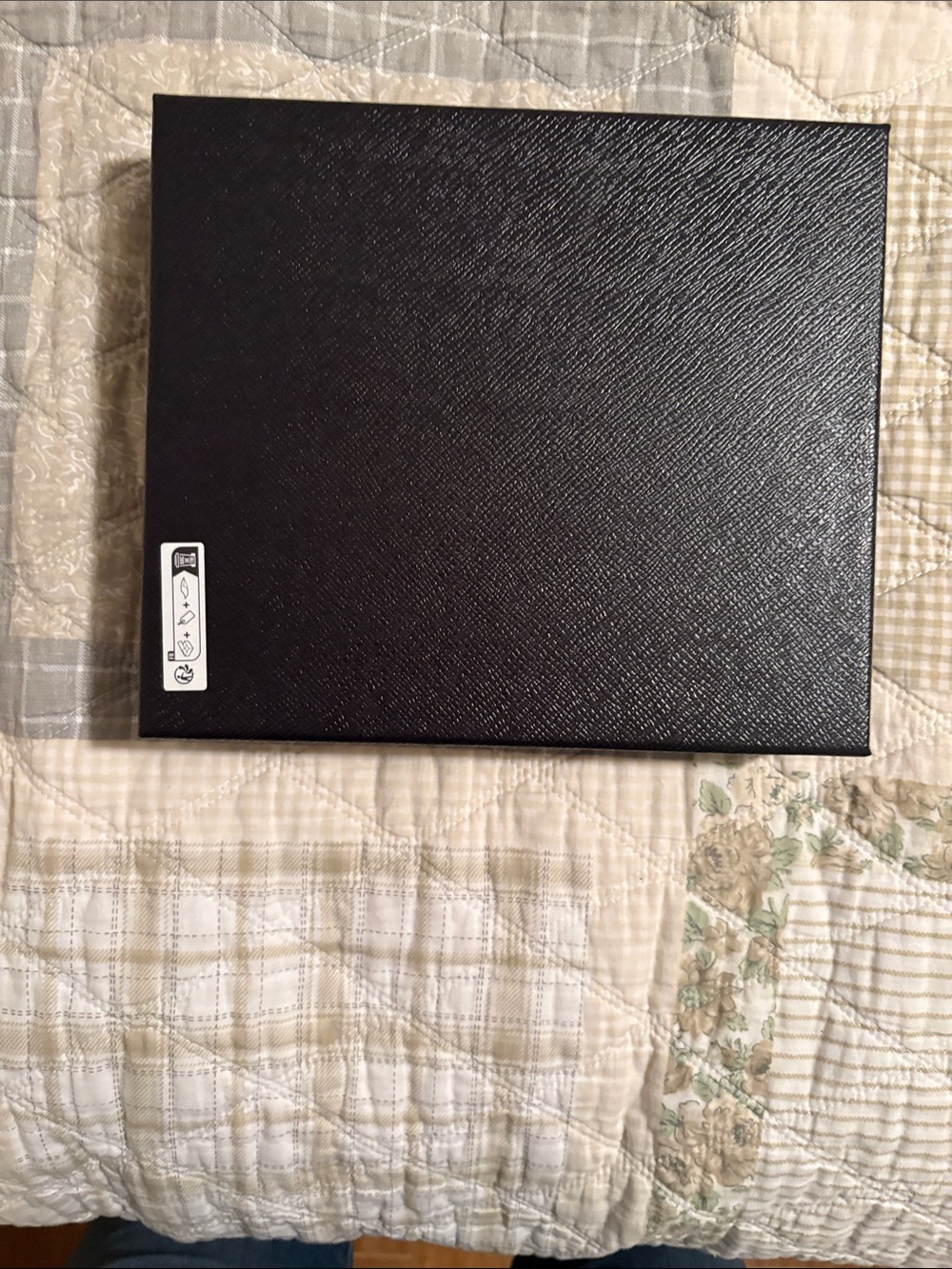 Prada Box - Picture 3 of 5
